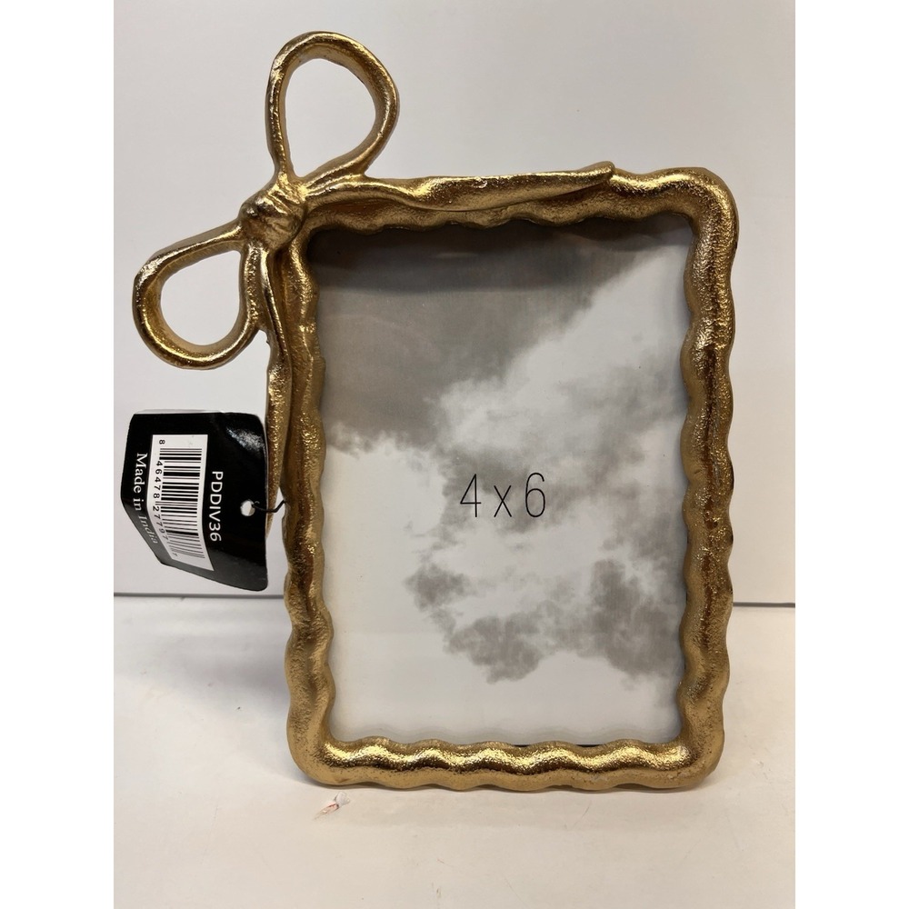 PD Home 4x6 Antique Gold Picture Photo Frame Ornate Bow Top Vintage Style